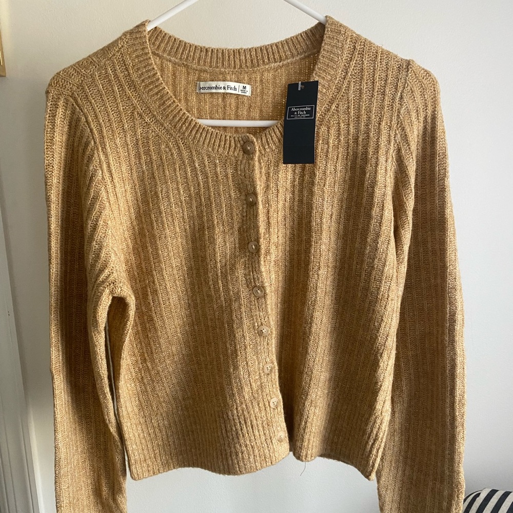 M button-down sweater